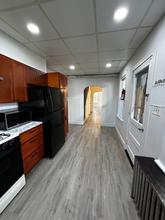 Building Photo - Easten Home for Rent