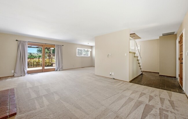 Building Photo - Spacious 5 Bedroom Home with Cupertino Sch...