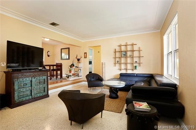 Foto del edificio - 5921 SW 50th St
