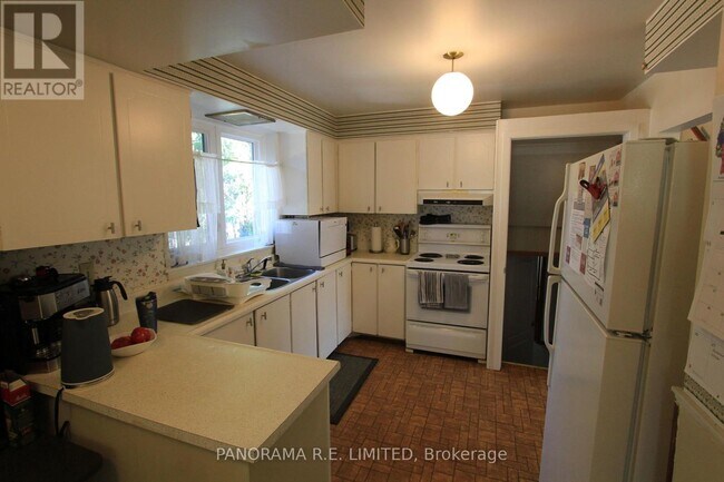 Building Photo - 78 Guernsey Dr