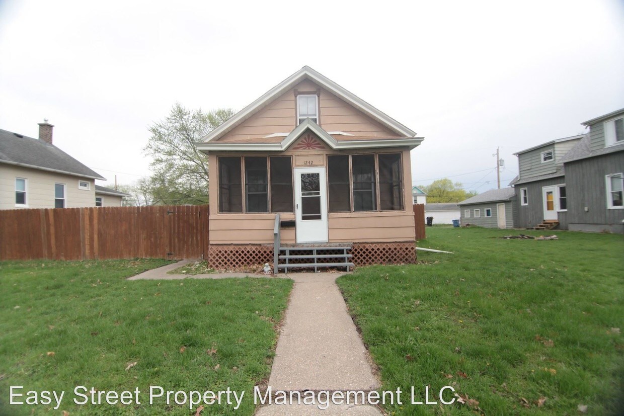 Primary Photo - 2 br, 1 bath House - 1242 37th St