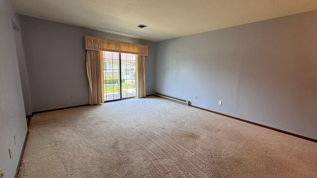 Building Photo - 7100 Mariner Dr