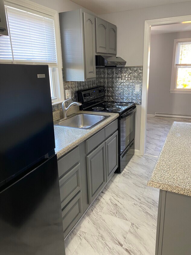 Foto principal - 60 Ashcraft Rd