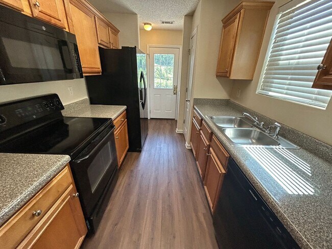 Foto del edificio - BRIDGEWATER HOME! PRE-LEASING FOR AUGUST 2026!