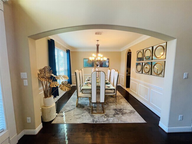 Foto del edificio - 5811 Tarpon Bay Ct
