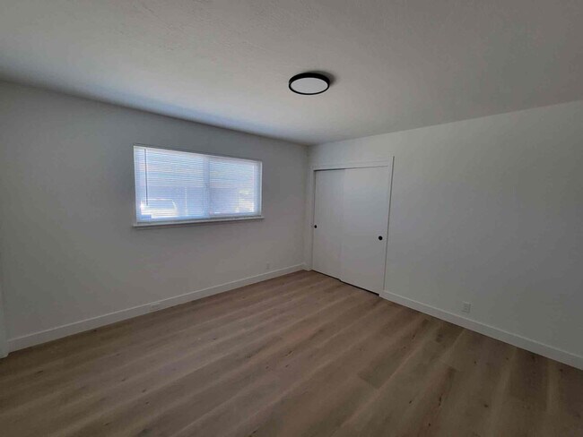 Building Photo - 1261-1269 147th Ave