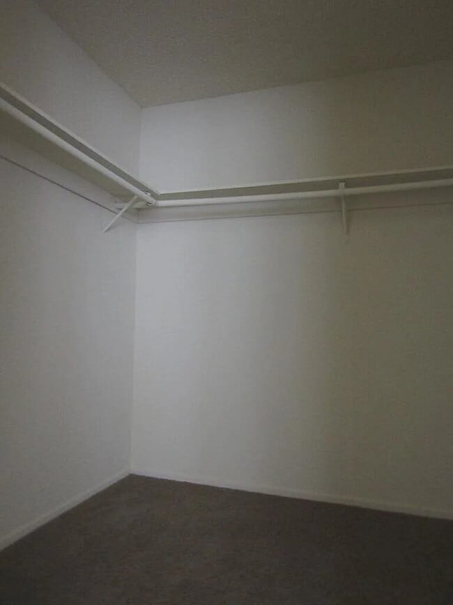 Building Photo - "Charming 1-Bedroom Retreat with Spacious 900 Sq Ft Living in Glendora!"