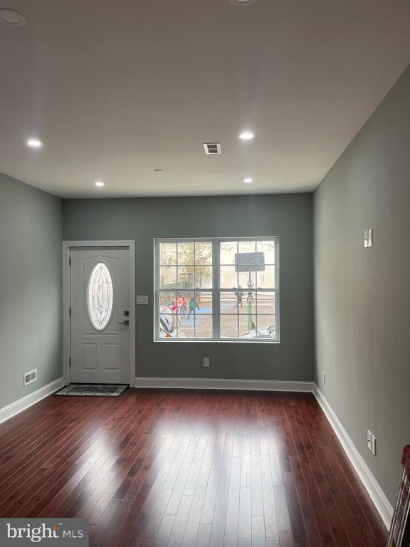 Foto del edificio - 2602 Deacon St