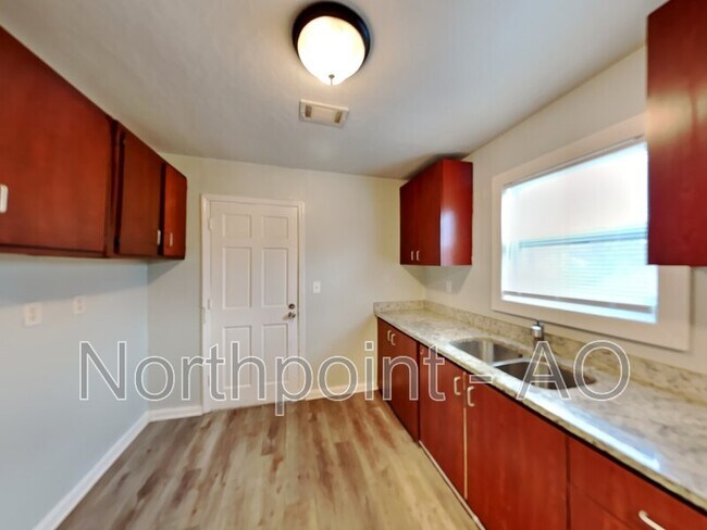 Foto del edificio - 2903 Blount St