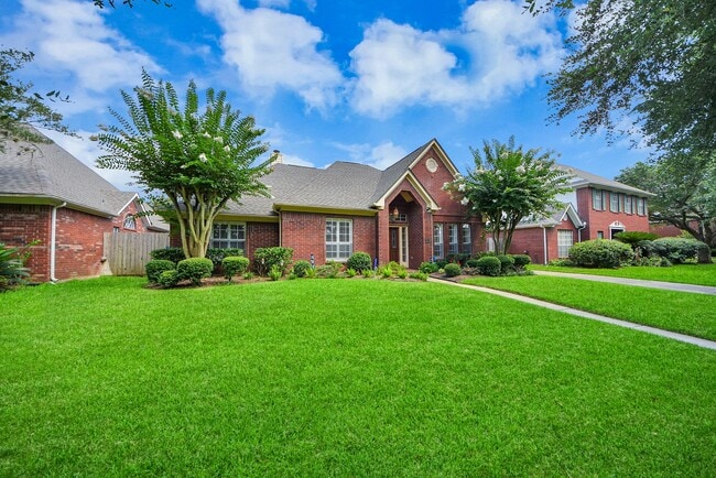 Building Photo - 16710 Colony Terrace Dr