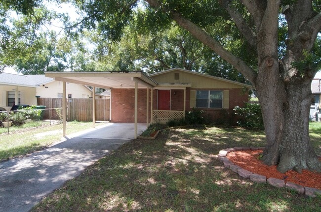 Building Photo - 3624 W Anderson Ave