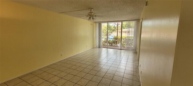 Foto del edificio - 4501 NE 21st Ave