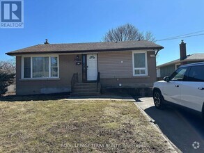 Building Photo - 7384 Heximer Ave