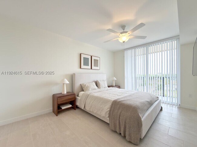 Foto del edificio - 11239 NW 4th St