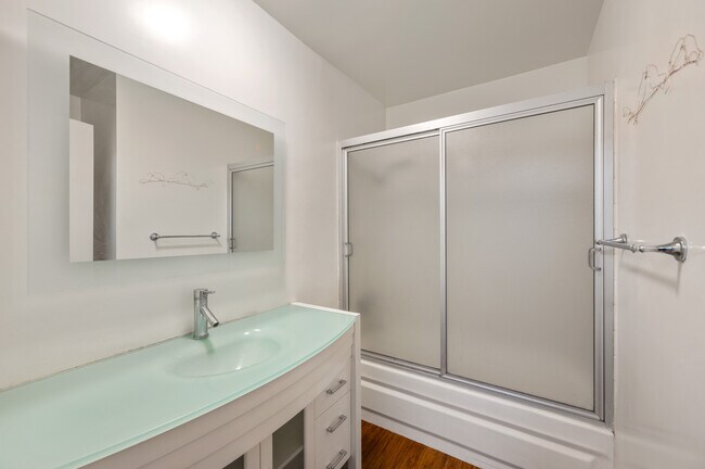 Foto del edificio - 1440 Veteran Ave