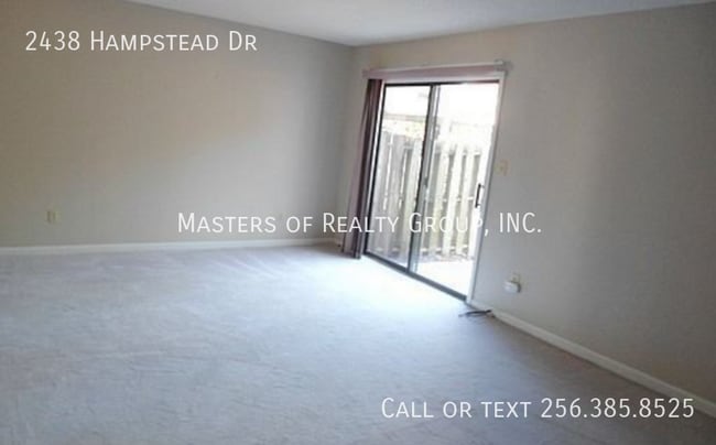 Building Photo - 2438 Hampstead Dr