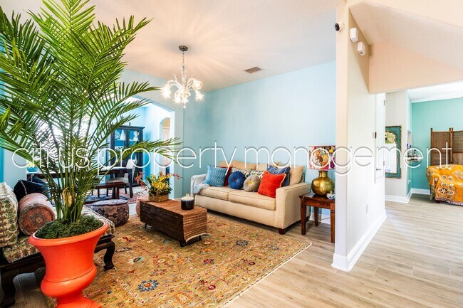 Foto del edificio - Charming and Immaculate, Updated 5/3 in Winter Garden's Alexander Ridge