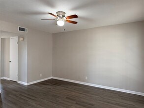 Building Photo - 2101 6th Ave N