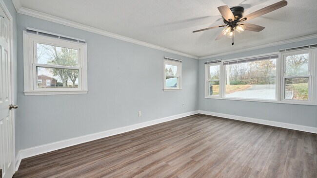 Foto del edificio - 2952 Highway 41 S