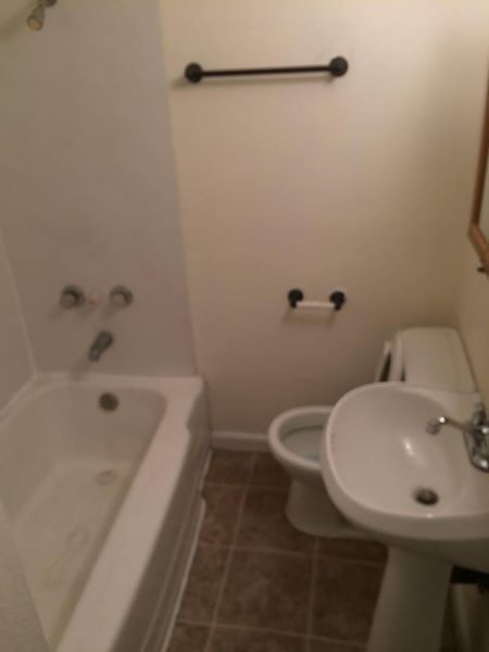 Foto del edificio - 2 BR 1 Bath