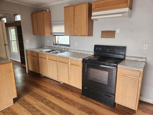 Building Photo - 173 Rudolph Ct