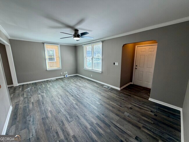 Foto del edificio - 2912 Glenwood Ave SE
