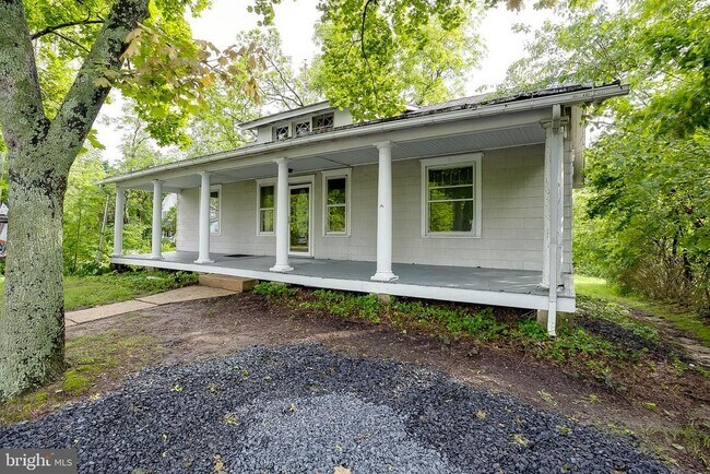 Foto del edificio - 422 Hainesport Lumberton Rd