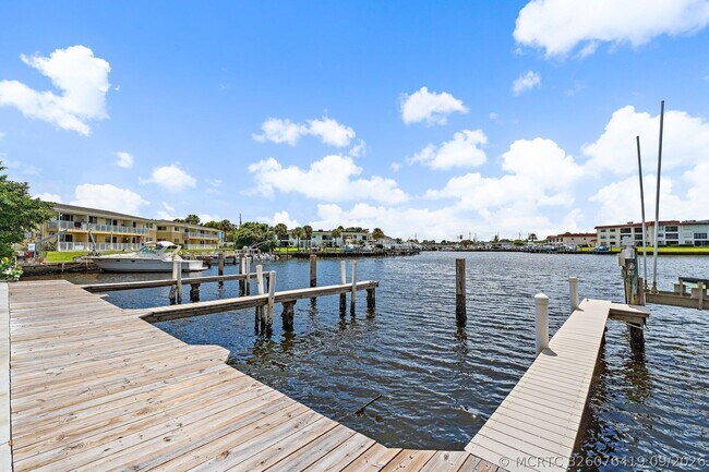 Foto del edificio - 624 Southwind Cir