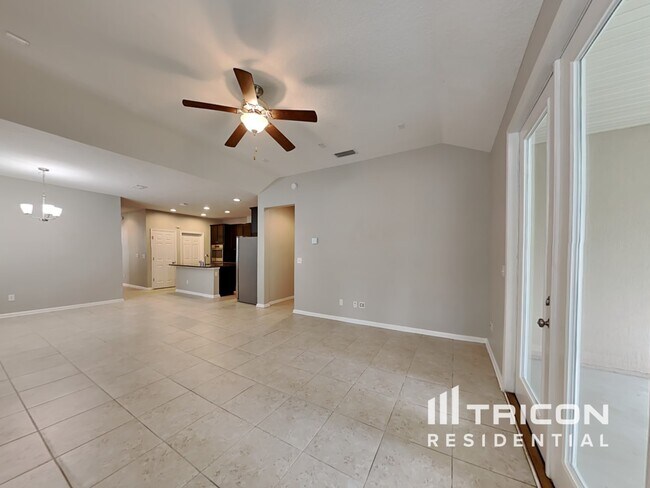 Foto del edificio - 13782 Goodson Pl