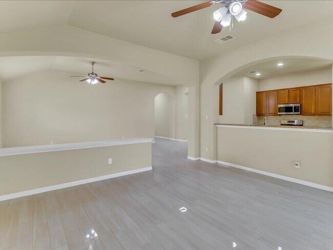 Foto del edificio - 3513 Dry Brook Crossing