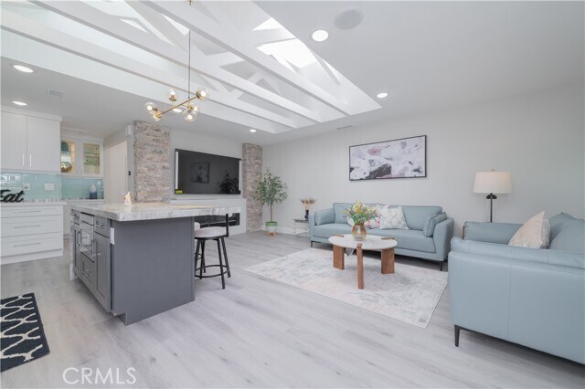 Building Photo - 2206 Via Mariposa E