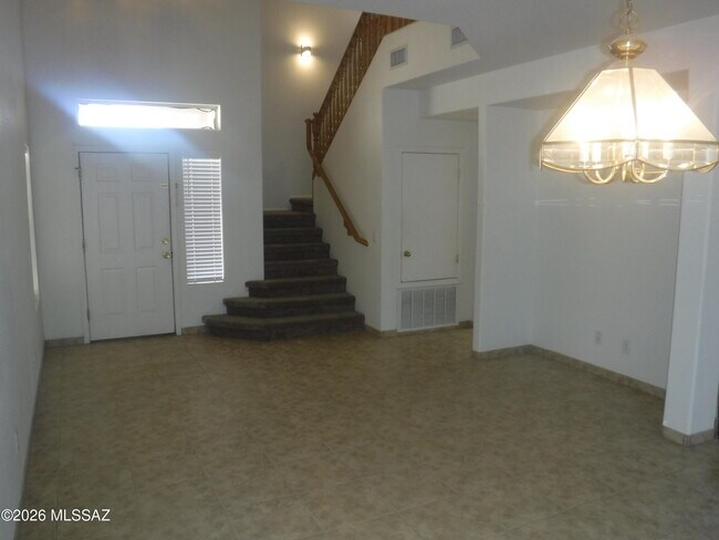 Foto del edificio - 7333 W Sunset Mountain Dr