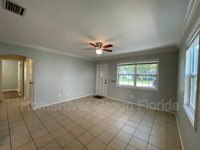 Foto del edificio - 760 52nd Ave N