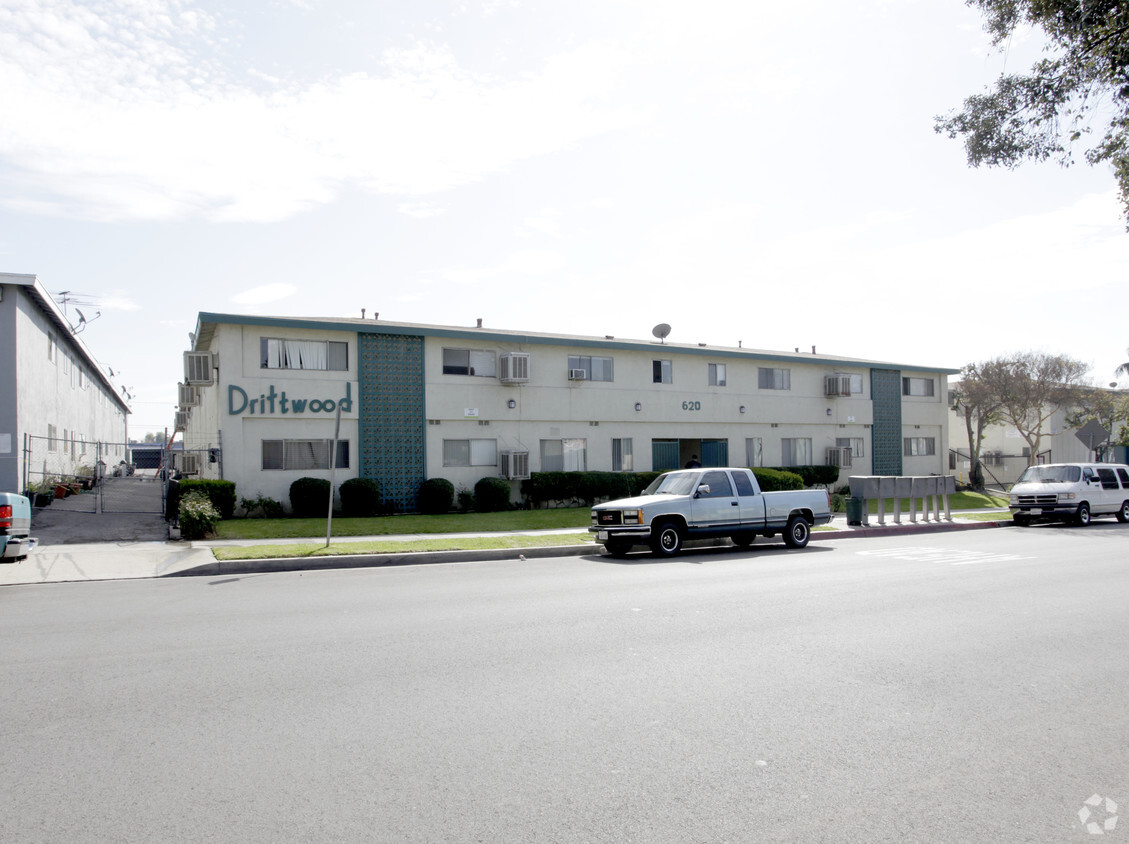 Foto del edificio - Driftwood Apartments