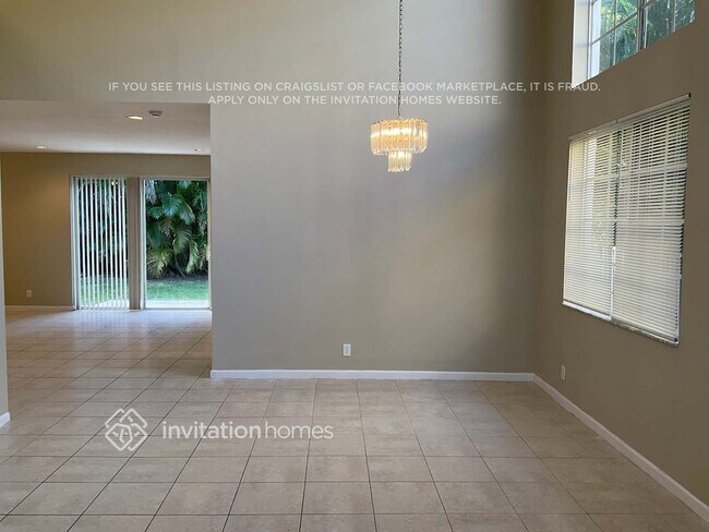 Foto del edificio - 6341 Osprey Terrace