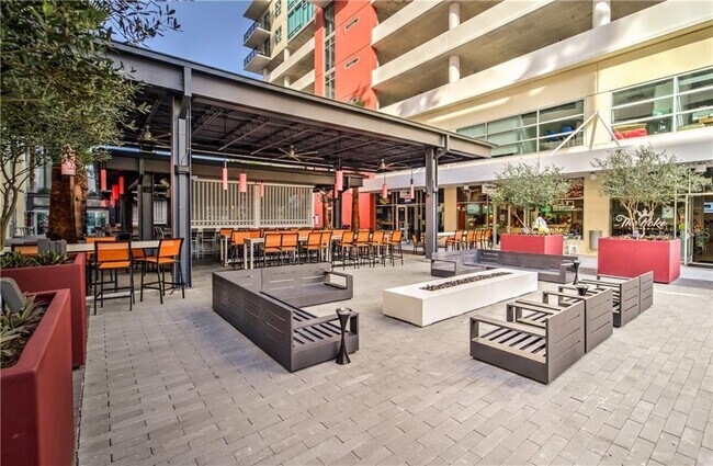 Foto del edificio - 1208 E Kennedy Blvd