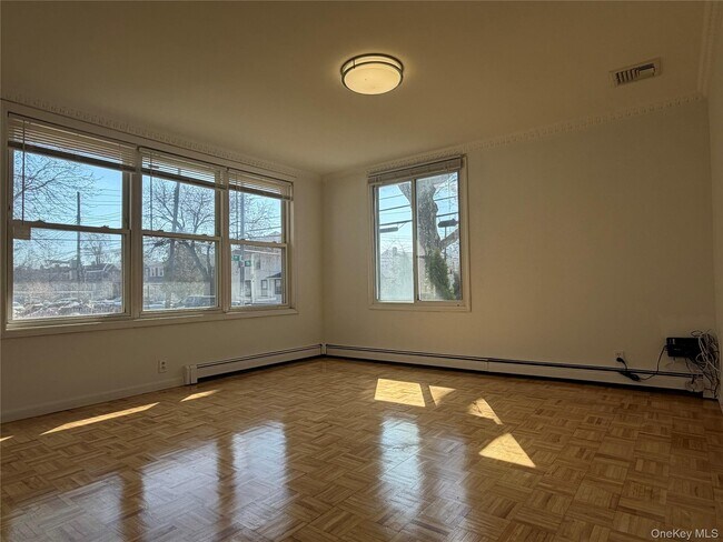 Building Photo - 196-03 42nd Ave