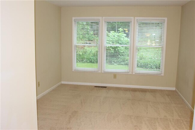 Foto del edificio - 3921 Emerson St
