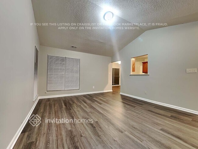 Foto del edificio - 11017 White Stag Dr