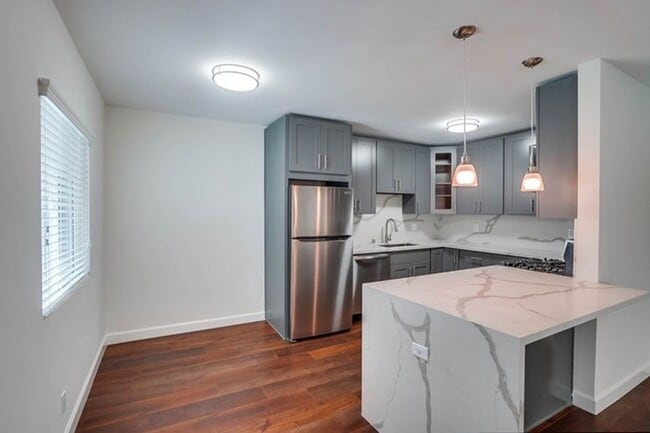 Foto del edificio - 920 Enterprise Ave