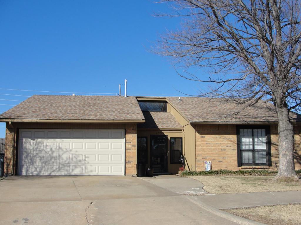 Primary Photo - 6723 SW Chaucer Dr
