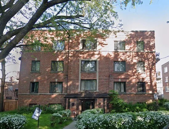 Building Photo - 4875 Boul Édouard-Montpetit