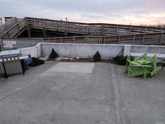 Building Photo - 1101 Oceanfront
