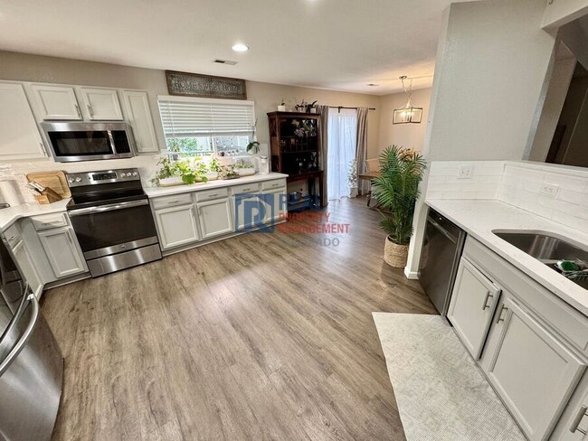 Foto del edificio - 7939 S Kittredge Way