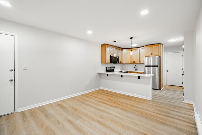 Foto del edificio - 409 E Washington St