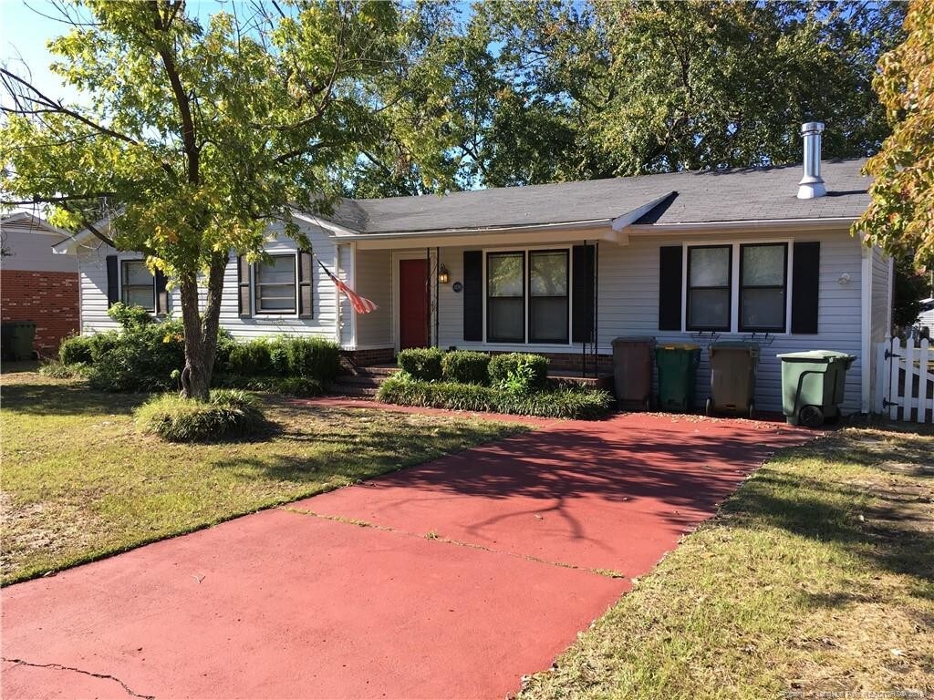 3230 Glenmore Dr, Hope Mills, NC 28348 House Rental in Hope Mills, NC