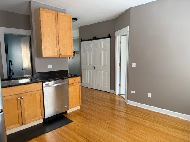 Foto del edificio - 2537 Prairie Ave