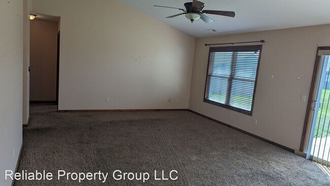 Building Photo - 3 br, 2 bath House - 1313 Katherine St