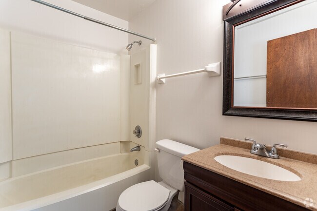 2BR, 1.5BA - Tosa Village