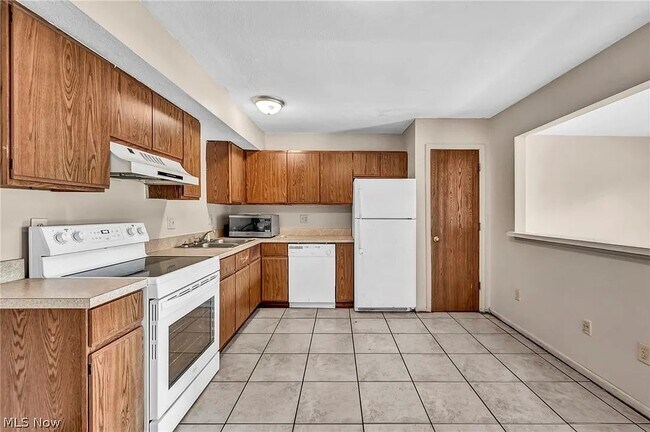Foto del edificio - 1541 Whitehall Blvd